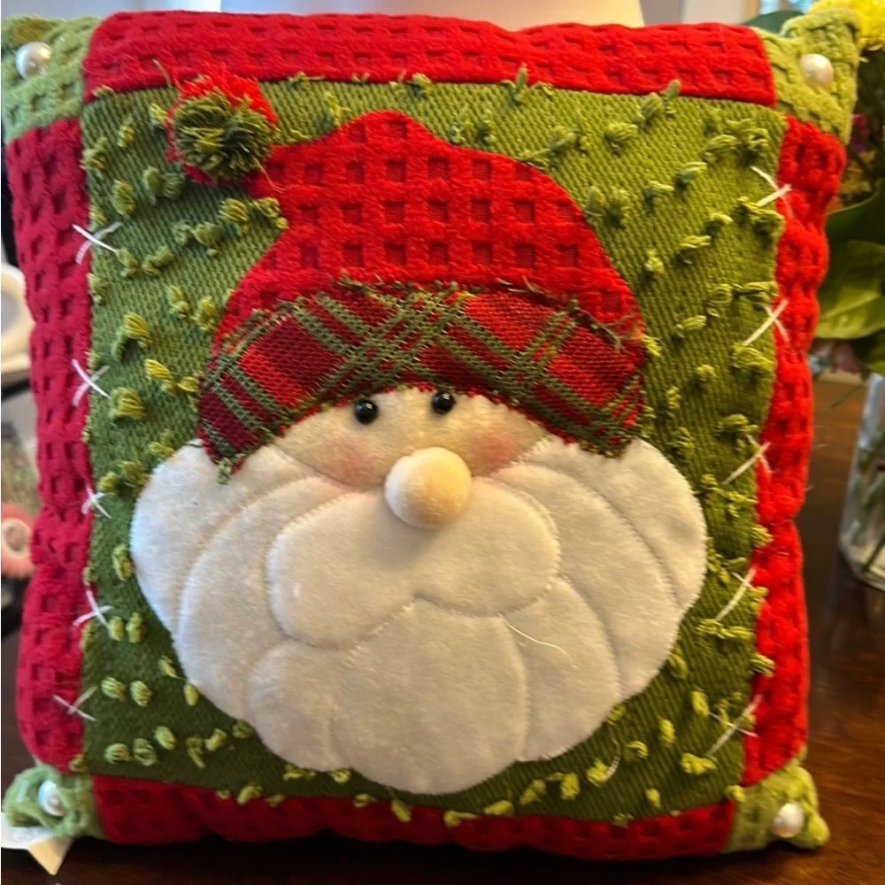 Santa Pillow THT Design NWT